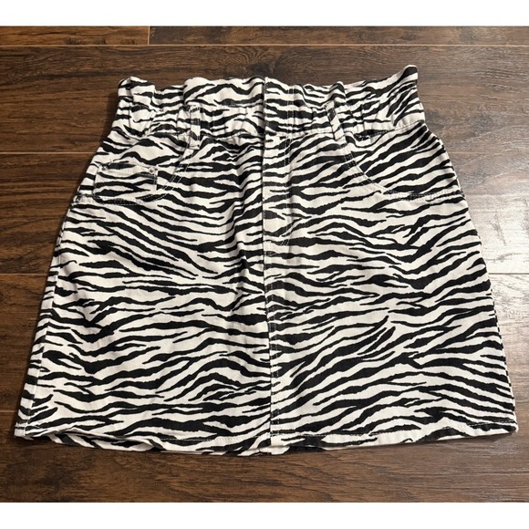 Zara Dresses & Skirts - Zara TRF Zebra Print Mini Skirt Size L High Waist Denim Animal Print Jean Skirt